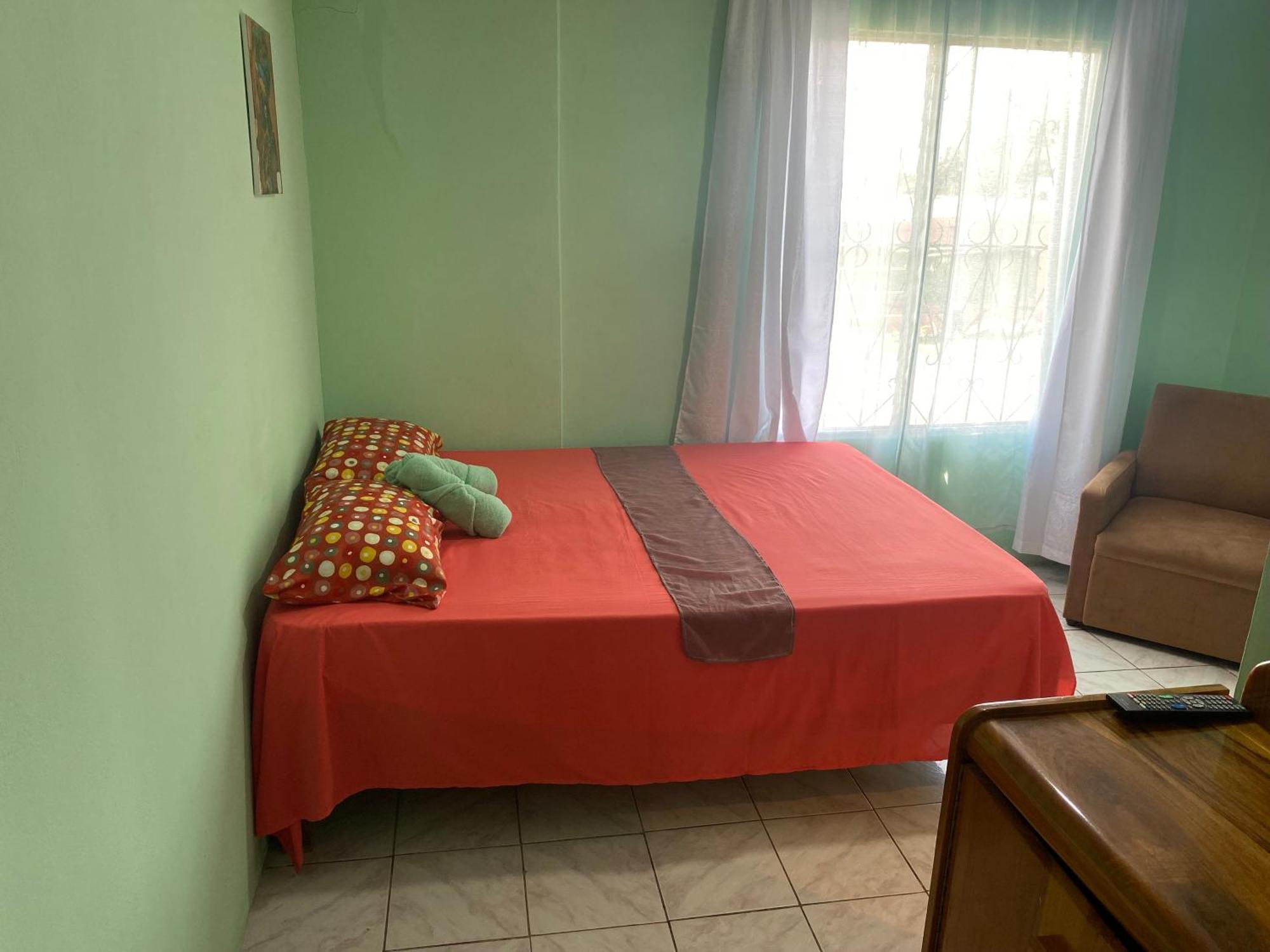 Hostel Casa Marina Пуерто-Лімон Екстер'єр фото